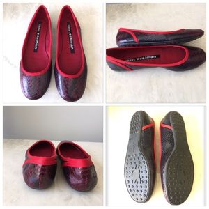 Libby Edelman Snake Print Flats